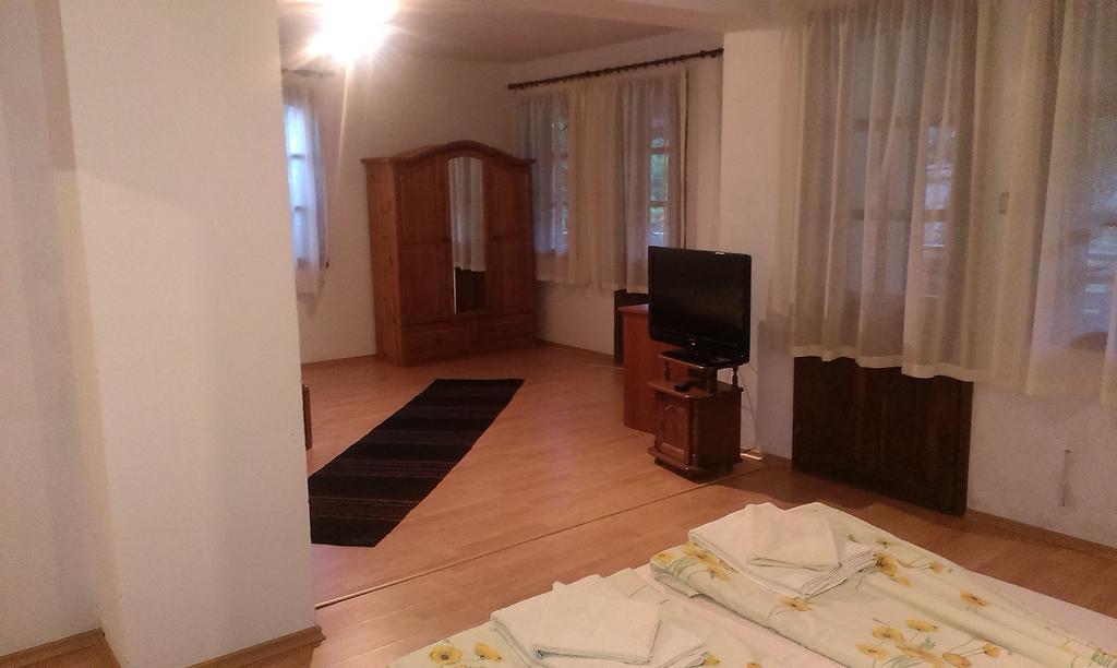 Villa Nasco Golden Sands Habitación foto